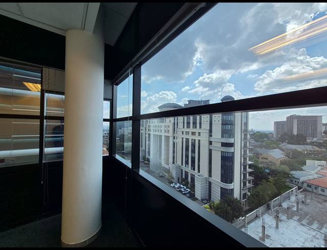206M² OFFICE TO LET IN SANDTON CENTRAL